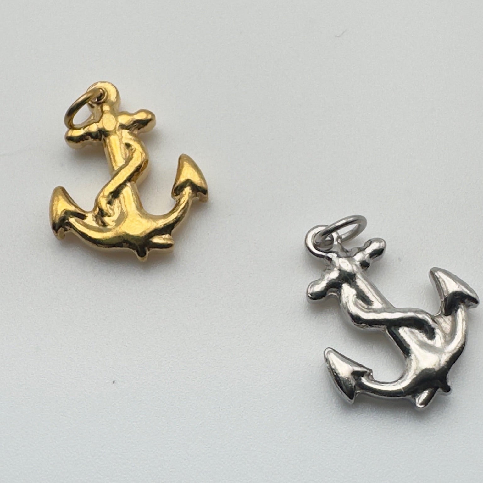 Anchor Charm - PVD