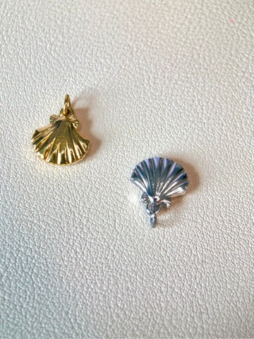 Coastal Keepsake Clam Shell Charm