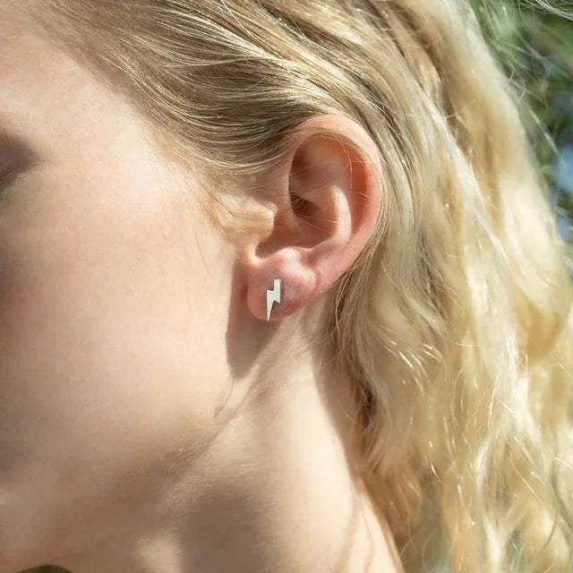 Lumen Studs
