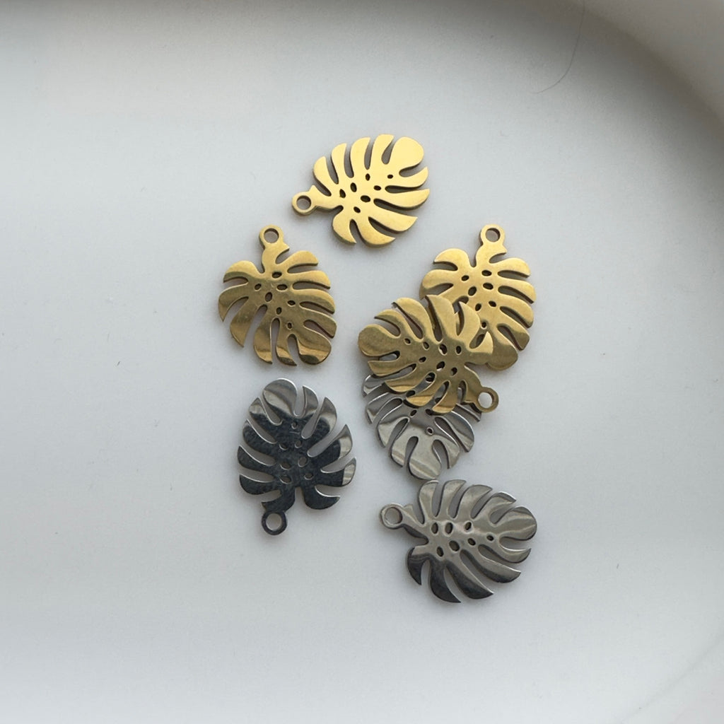 Monstera Leaf Charm
