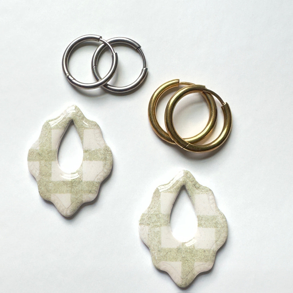 Oversized Wild Fleur Hoop Charms
