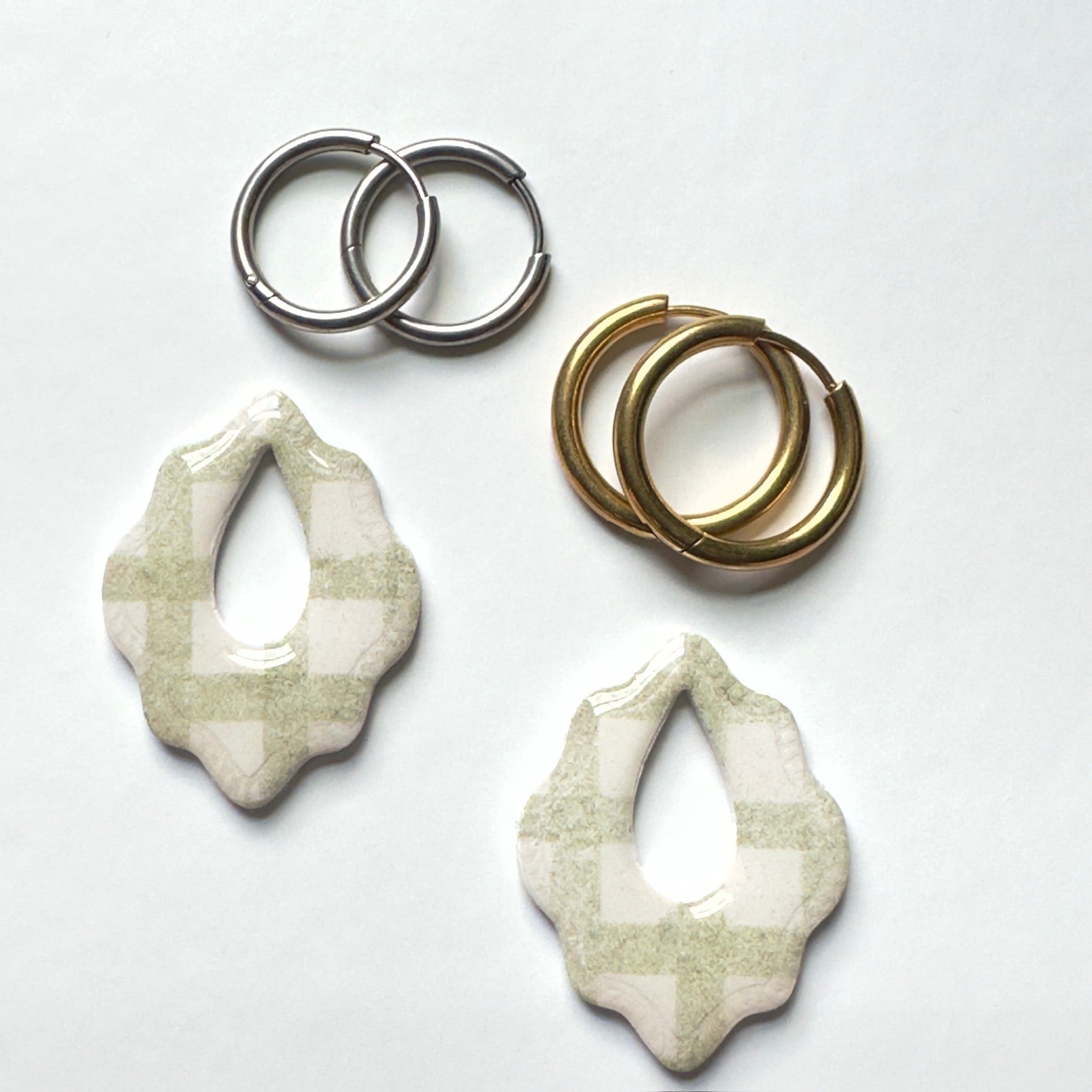 Oversized Wild Fleur Hoop Charms