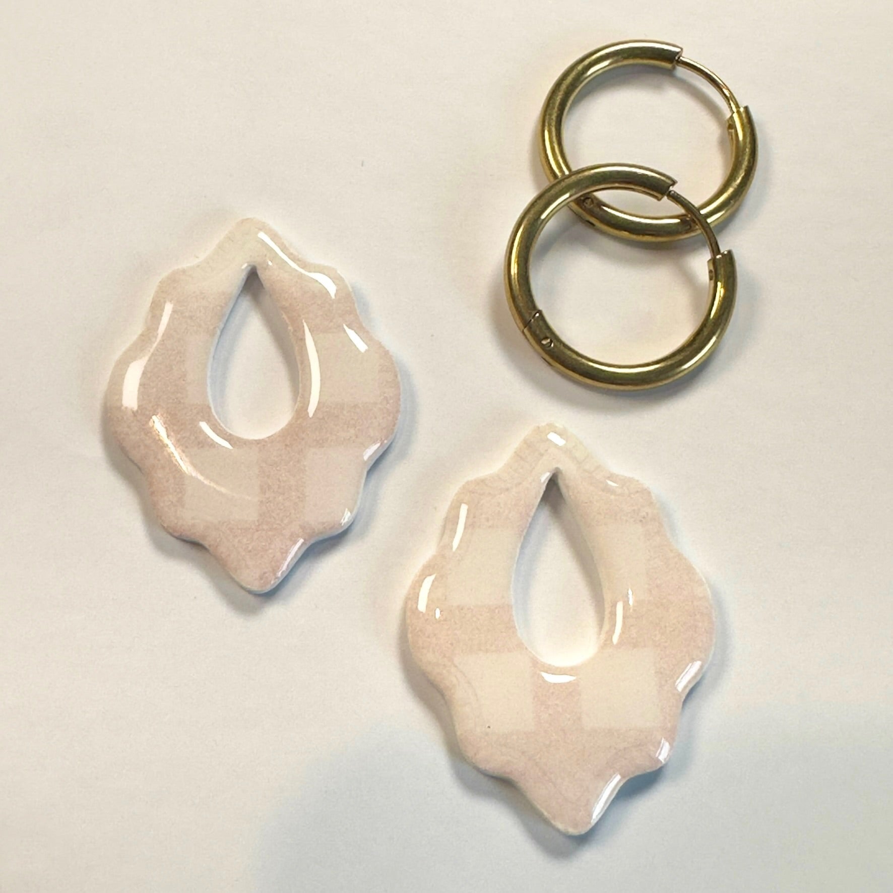 Oversized Wild Fleur Hoop Charms