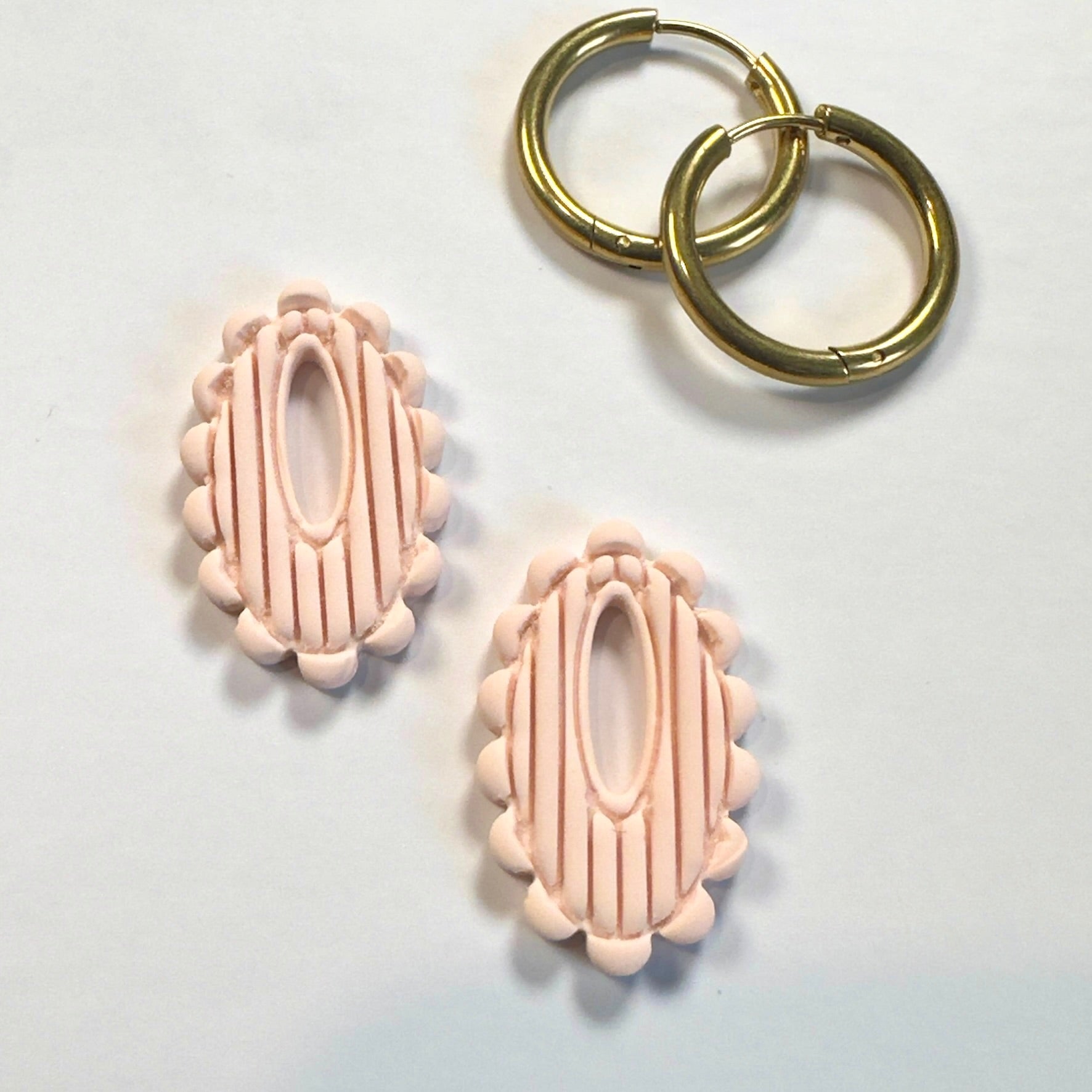 Petal Line Hoop Charms