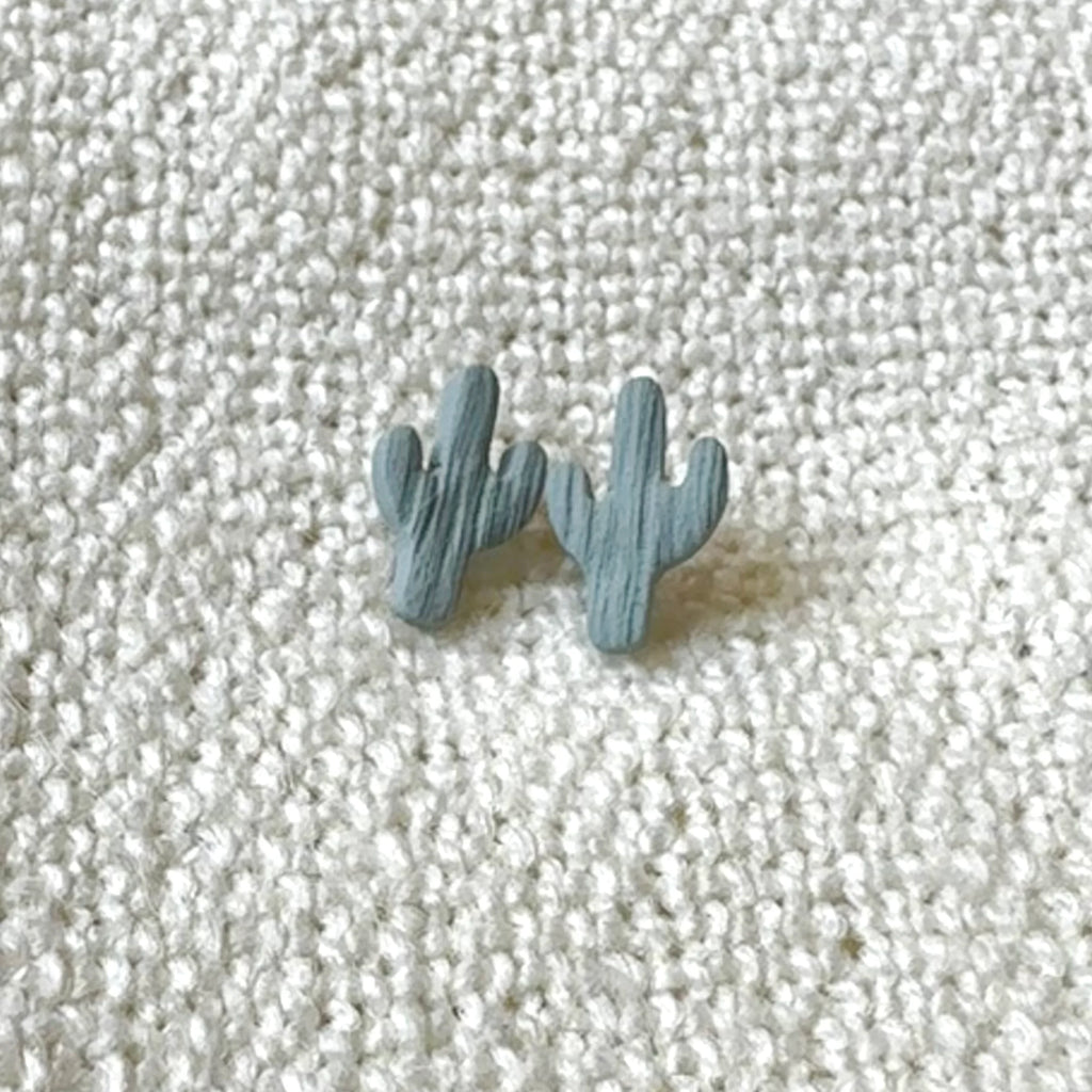 Verity Studs