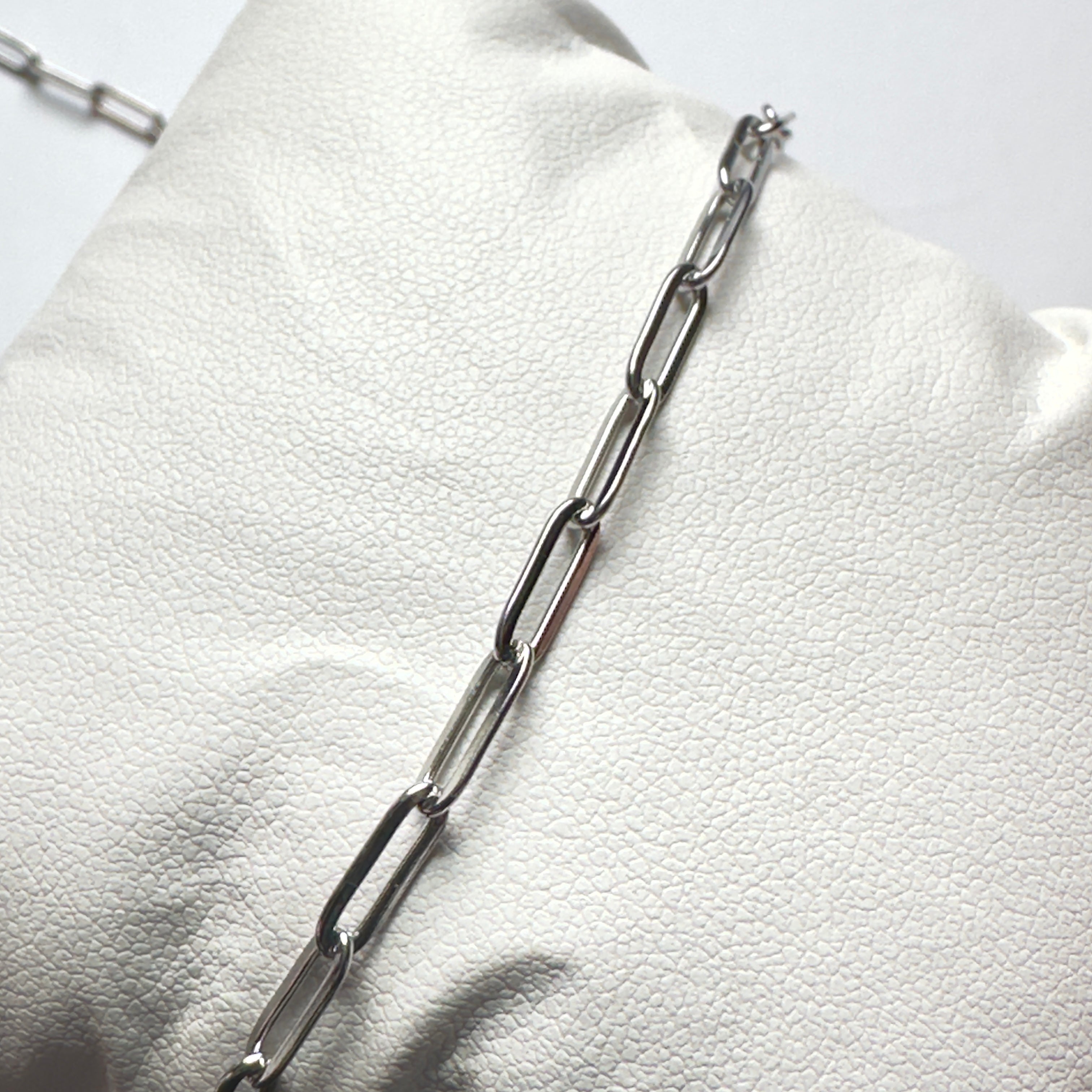 Link Your Story 4mm Paperclip Chain Bracelet