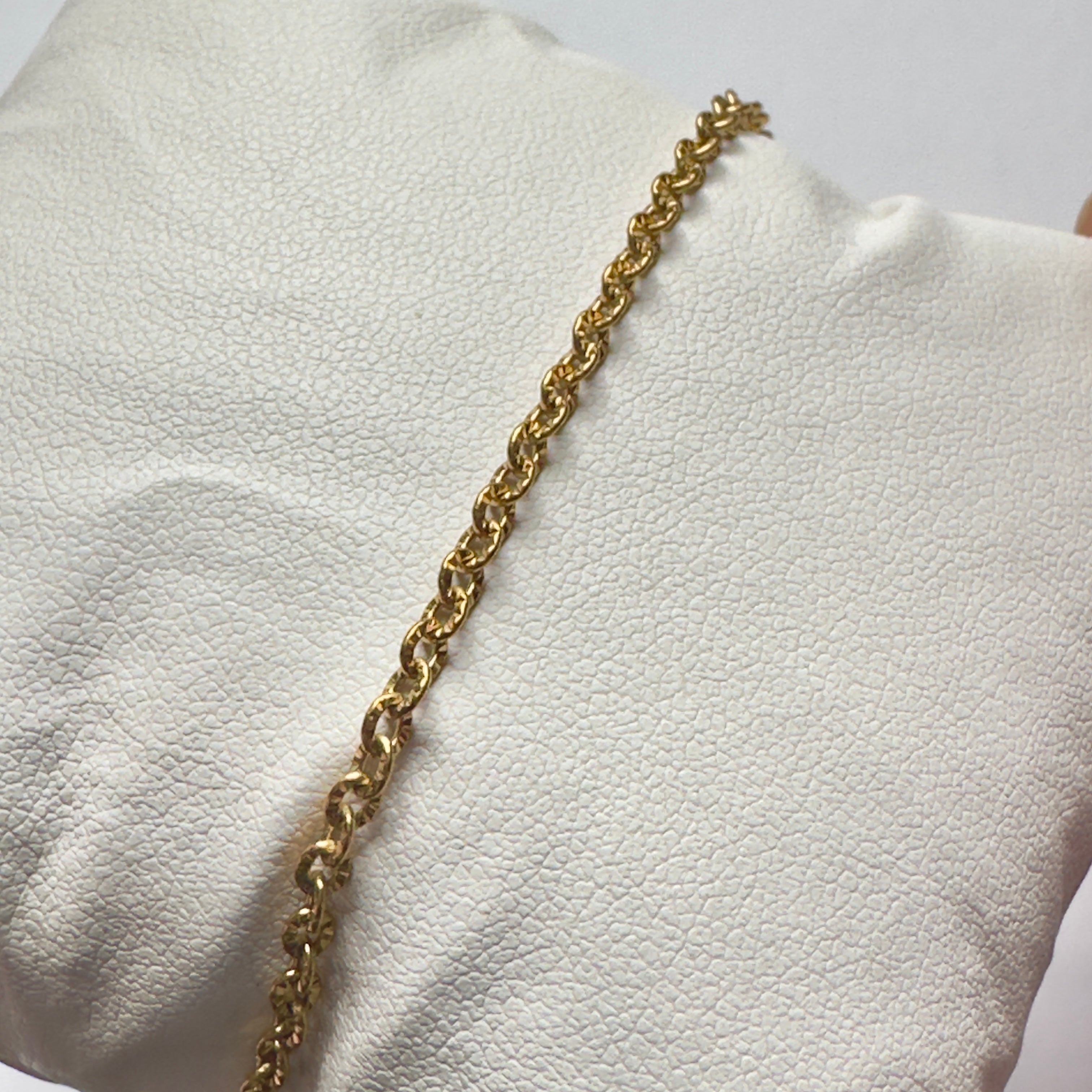 Wildly Connected 2mm Diamond-Cut Cable Chain Bracelet