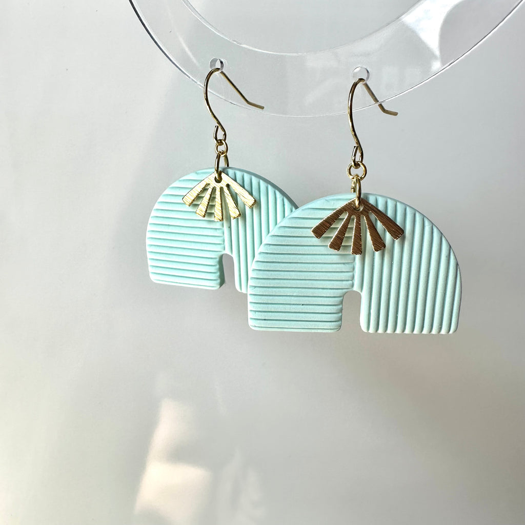 Untamed Texture Arch Earrings