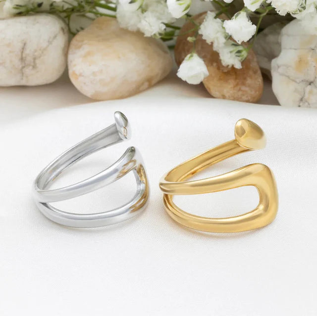 Plot Twist Spiral Ring